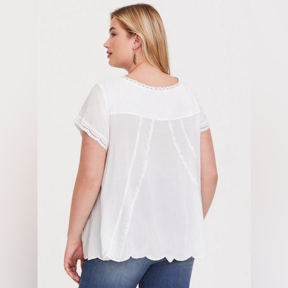 Torrid White Embroidered Challis Short Sleeve Blouse Women’s Plus Size 4 - Picture 4 of 9